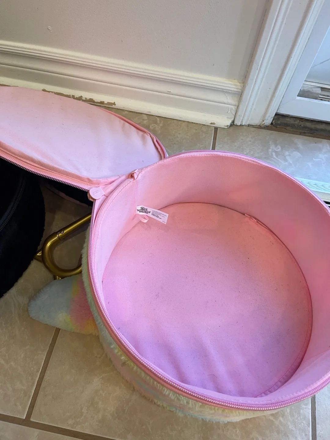 Kids NaNa surprise Cute Animal Shaped Makeup Cases image indicator(2)