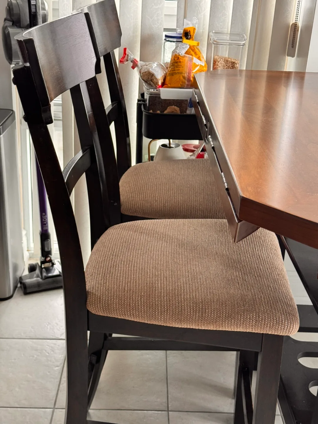 Dinner Pub Table with 4 chairs image indicator(5)