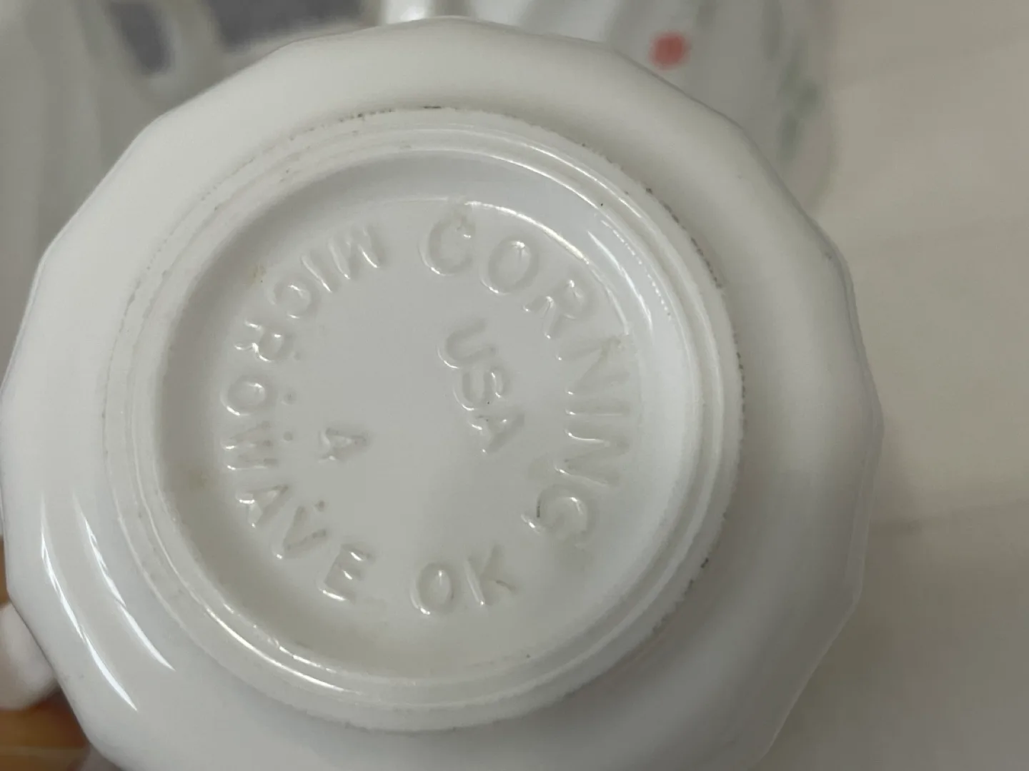 Set of Four Corelle Coffee Mugs, Floral Design image indicator(2)