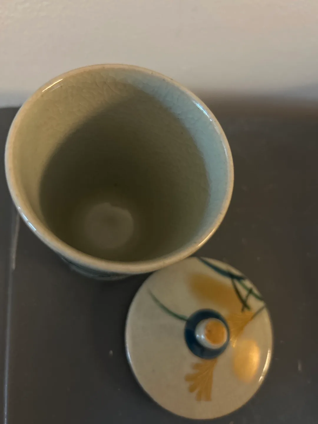 Vintage Japanese Tea Cups with Lids image indicator(4)