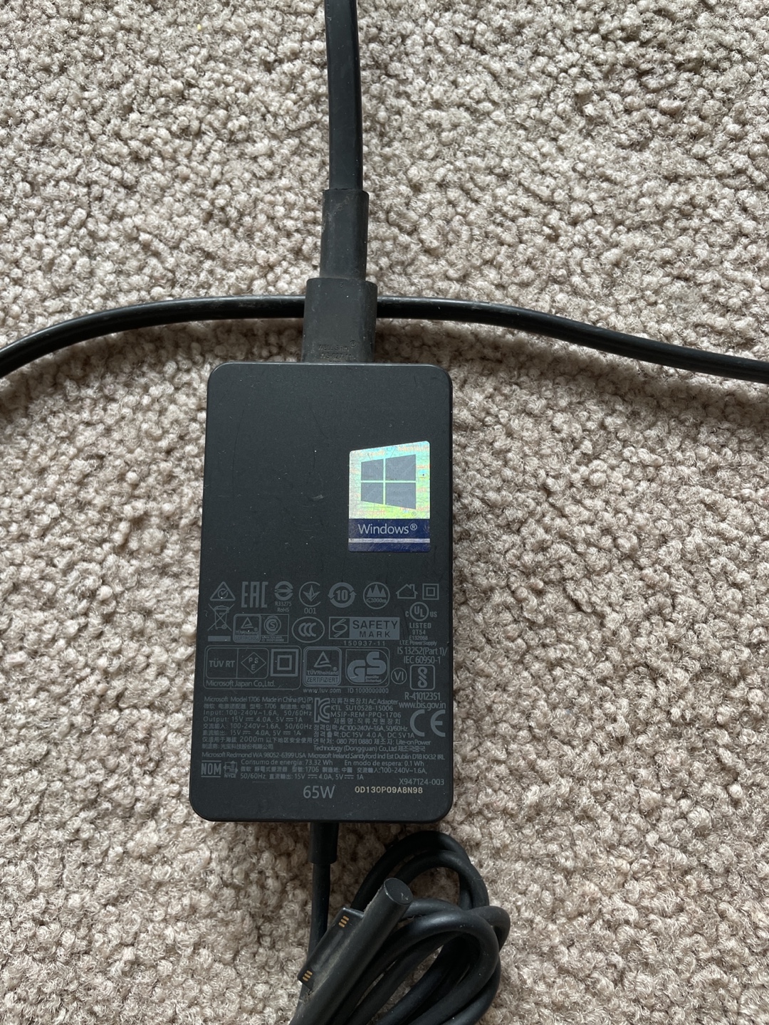 Microsoft Surface 65W Power Adapter - photo 2