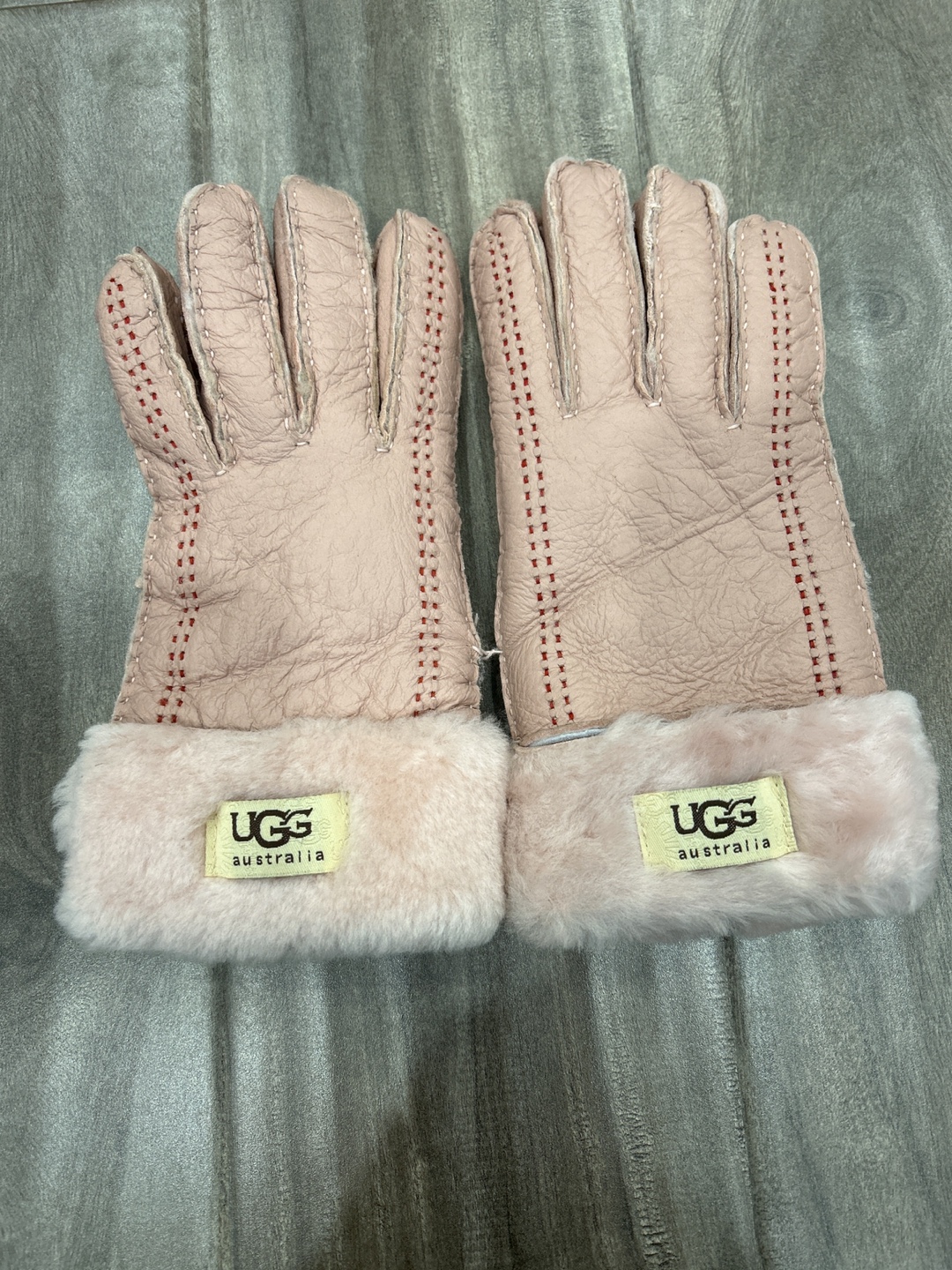 UGG Australia Pink Leather Gloves