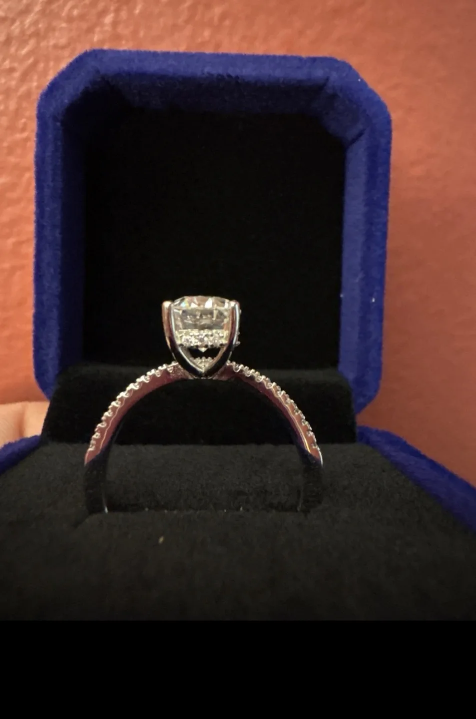 New Authentic  2 carat Oval Moissanite Ring 925 Silver image indicator(4)