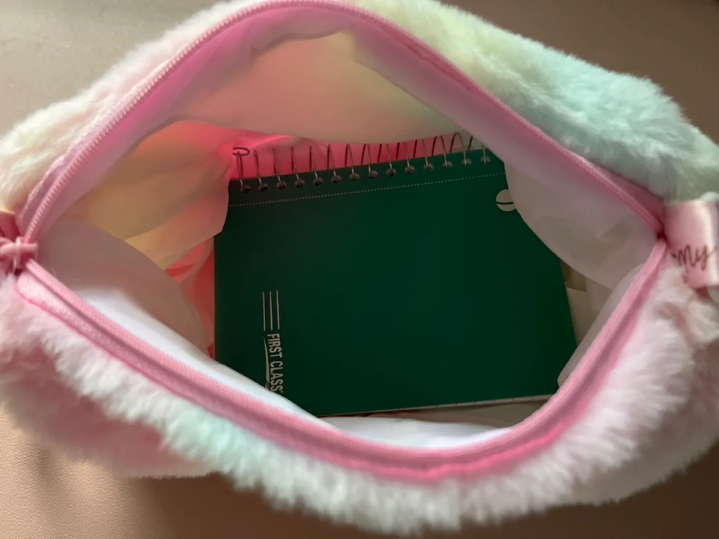 Sanrio crossbody bag image indicator(7)