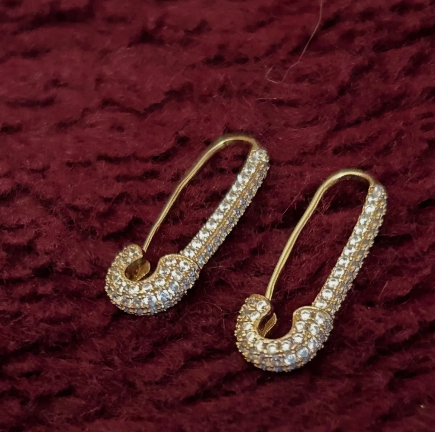 Gold Safety Pin Earrings with Cubic Zirconia image indicator(6)