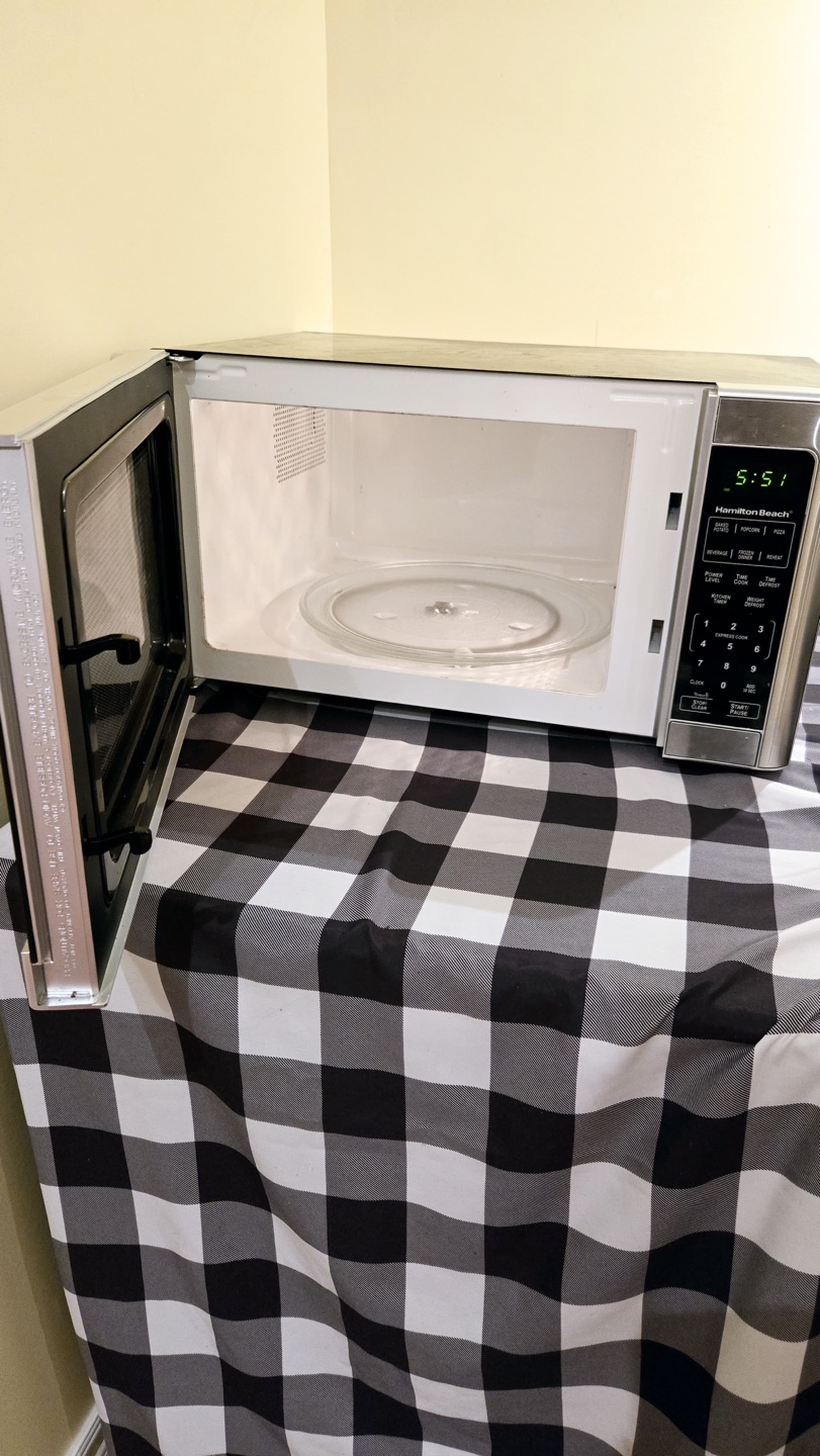 Hamilton Beach Stainless Steel Microwave - photo 4