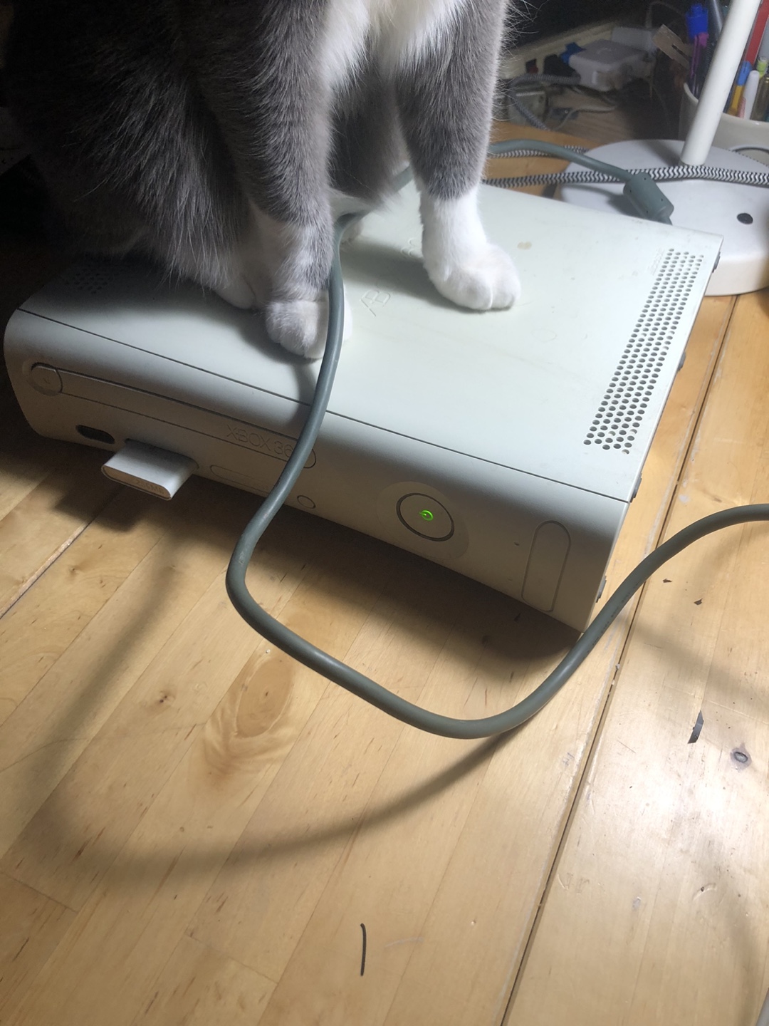 Xbox 360 Console and Controller