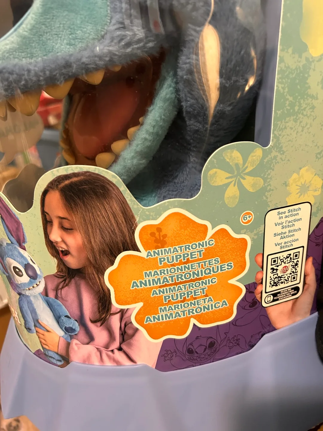 Disney Stitch Real FX Animatronic Puppet image indicator(4)