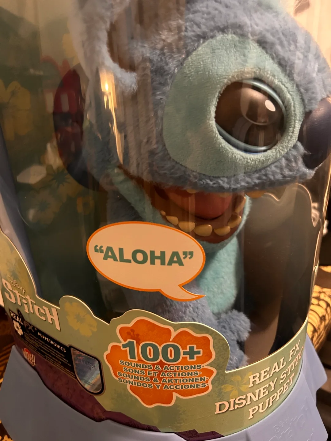 Disney Stitch Real FX Animatronic Puppet image indicator(3)