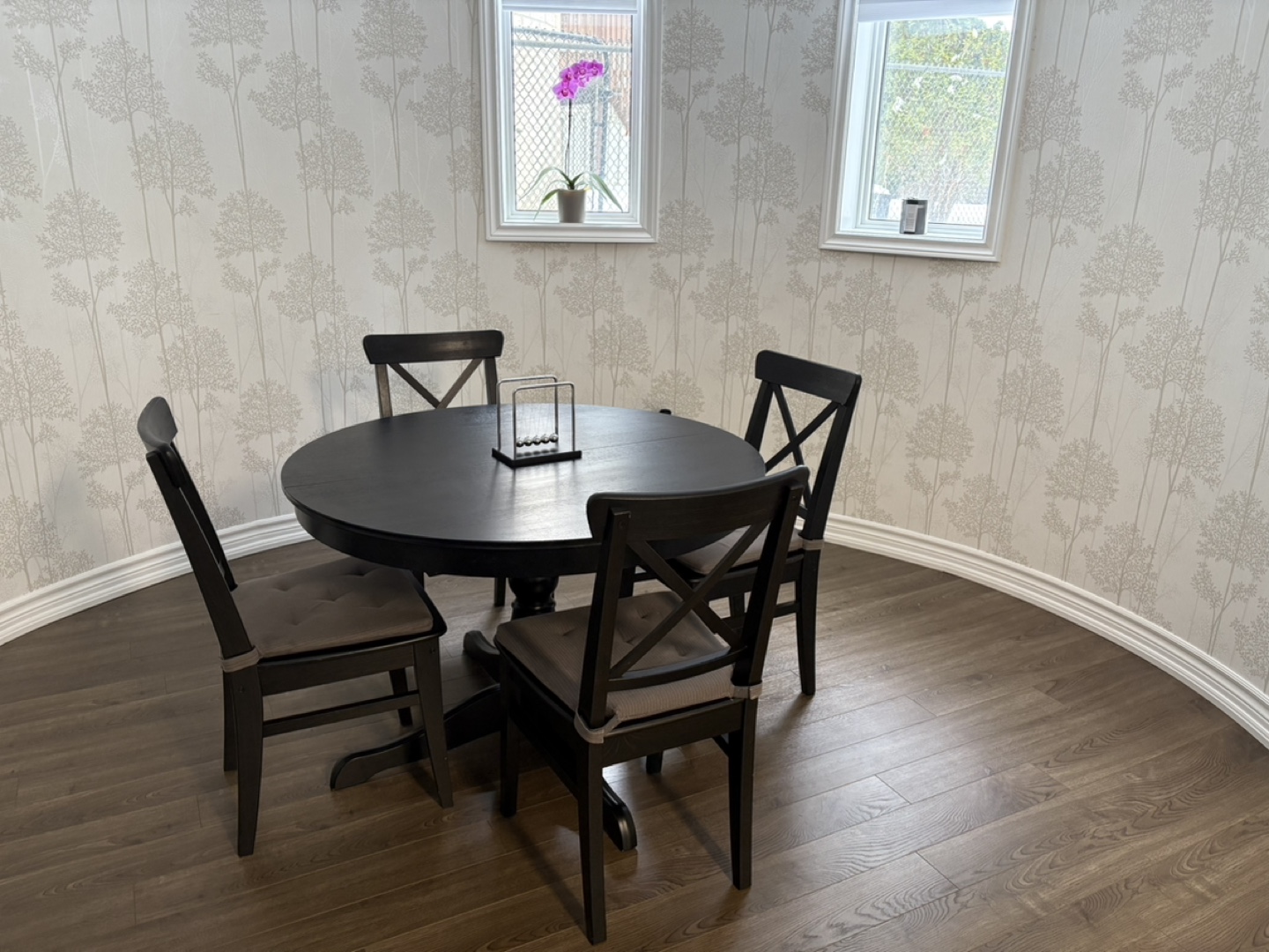 IKEA Ingatorp/Ingolf Dining Set - Table and 4 Chairs - photo 2