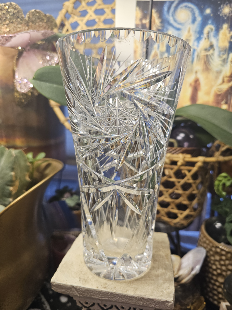 Pinwheel Vase