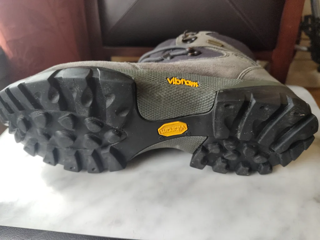 Hiking Boots image indicator(2)