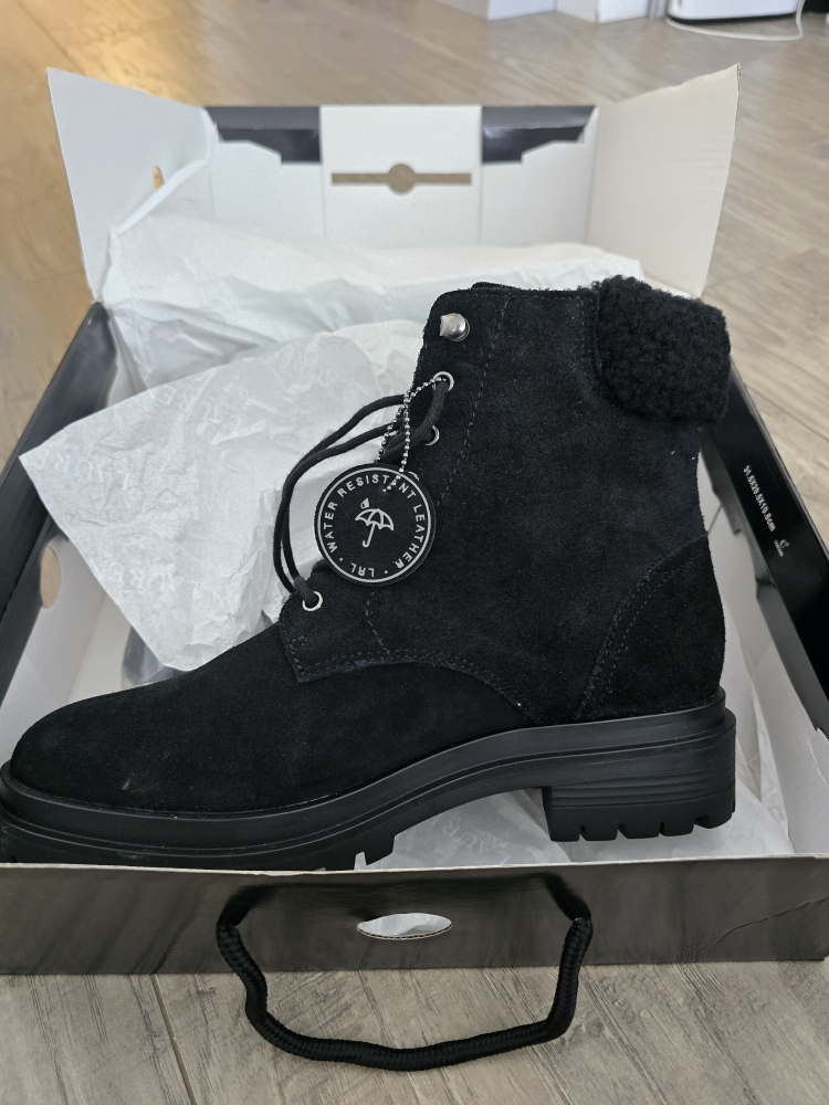 Lauren Ralph Lauren Black Suede Boots