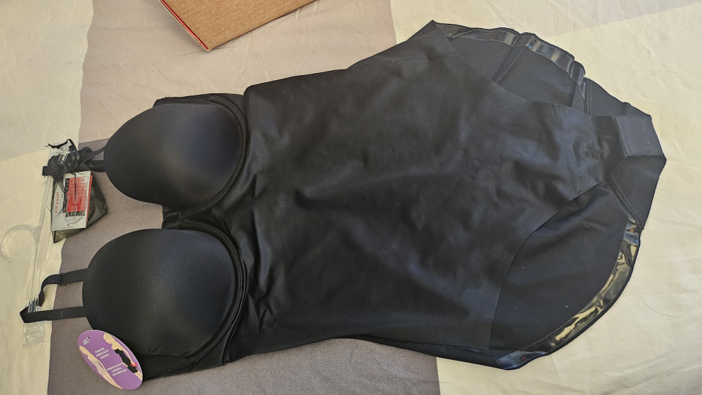 Spanx Strapless Cupped Panty Bodysuit - Black - Size M - photo 4