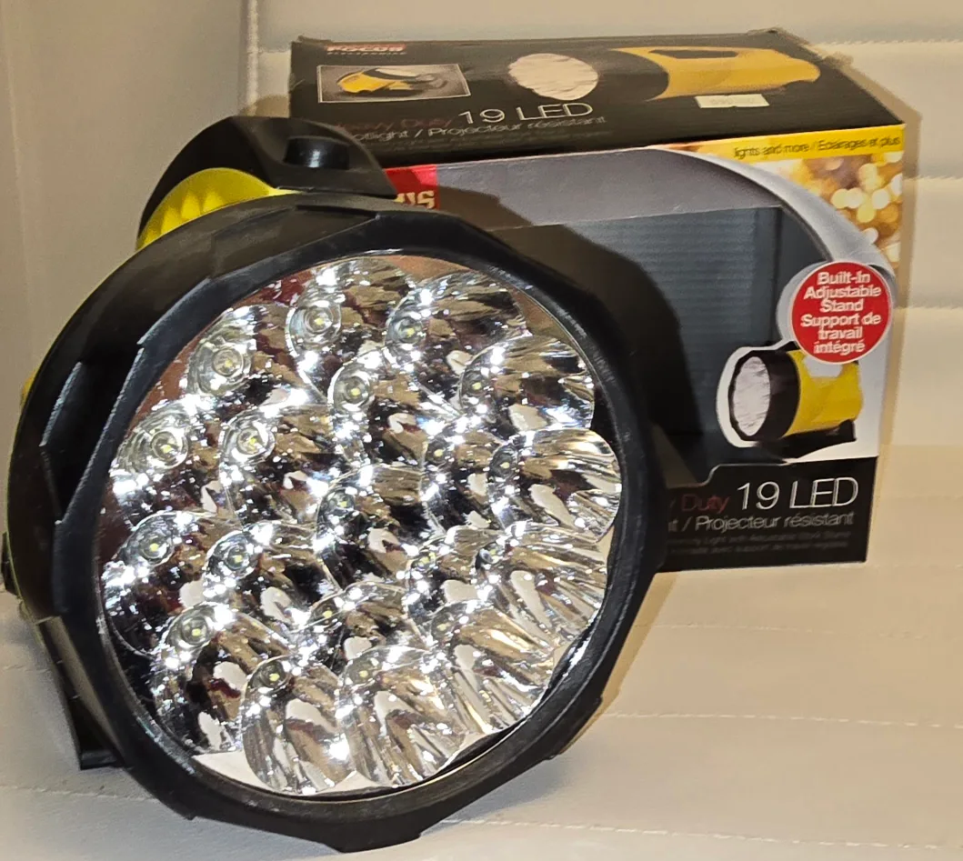 Focus Electronics 19 LED Heavy Duty Spotlight image indicator(3)