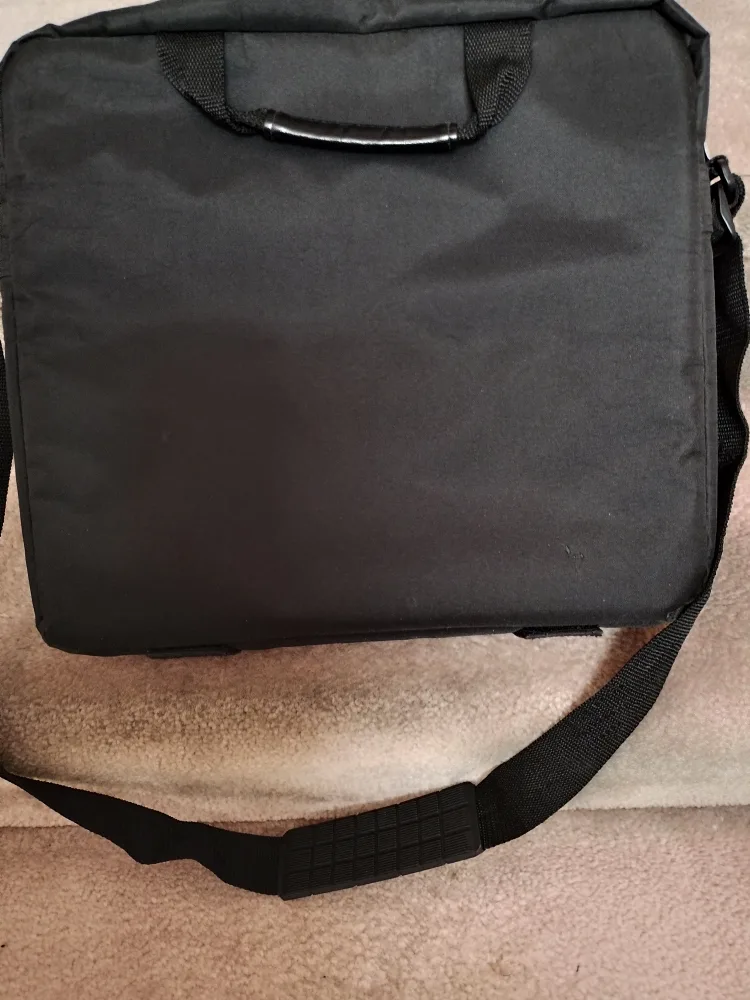 Black Laptop Messenger Bag image indicator(2)