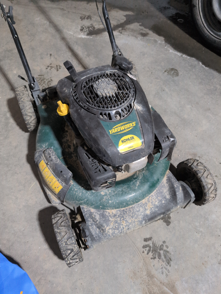 Yardworks Lawn Mower