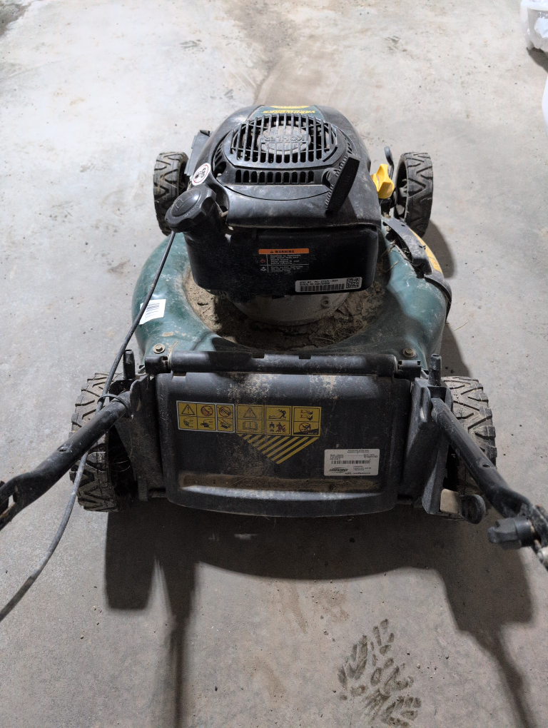 Yardworks Lawn Mower - photo 3