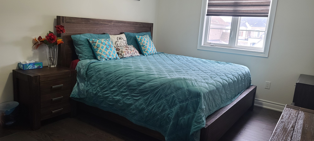 Dark Brown Wooden Bedroom Set