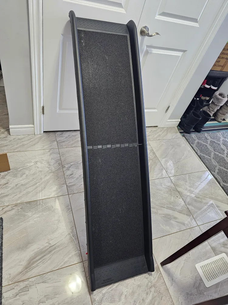 Pet Ramp - Foldable, Lightweight, Supports up to 150 lbs image indicator(5)