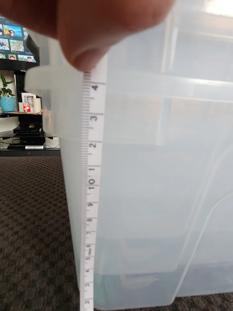 Set of 3 Sterilite Plastic Storage Containers with Lids image indicator(2)