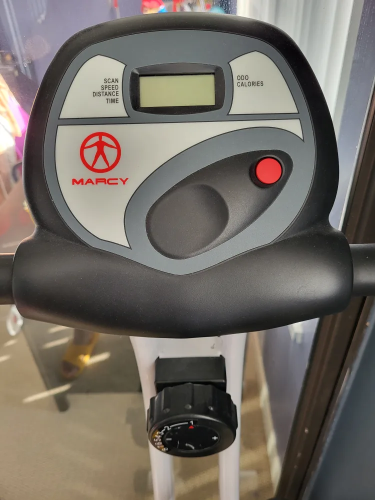 Marcy Foldable Exercise Bike image indicator(2)
