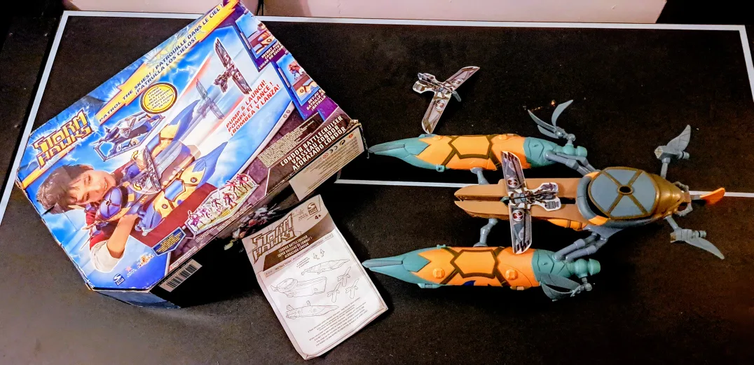 Storm Hawks Condor BattleCruiser Vehicle Playset Toy 2007 image indicator(2)