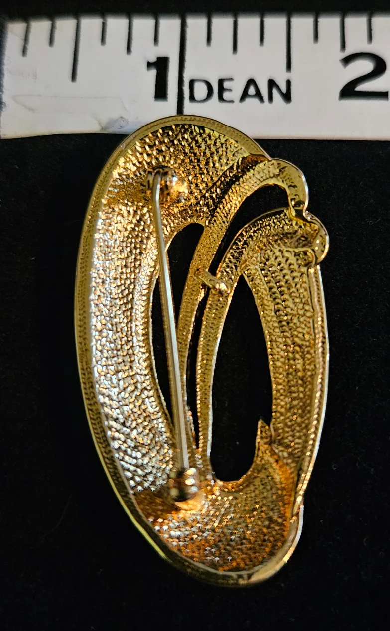 Vintage Brooches image indicator(8)