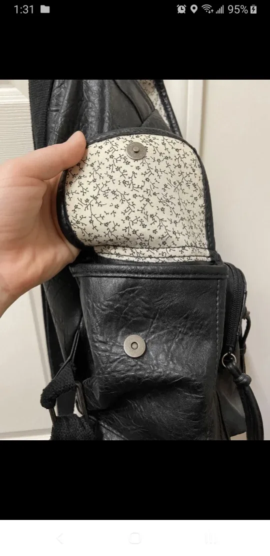 Leather Travel Bag Y2K image indicator(3)