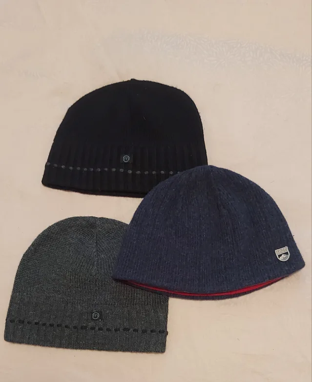 Three Men's Knit Toque Hats thumbnail
