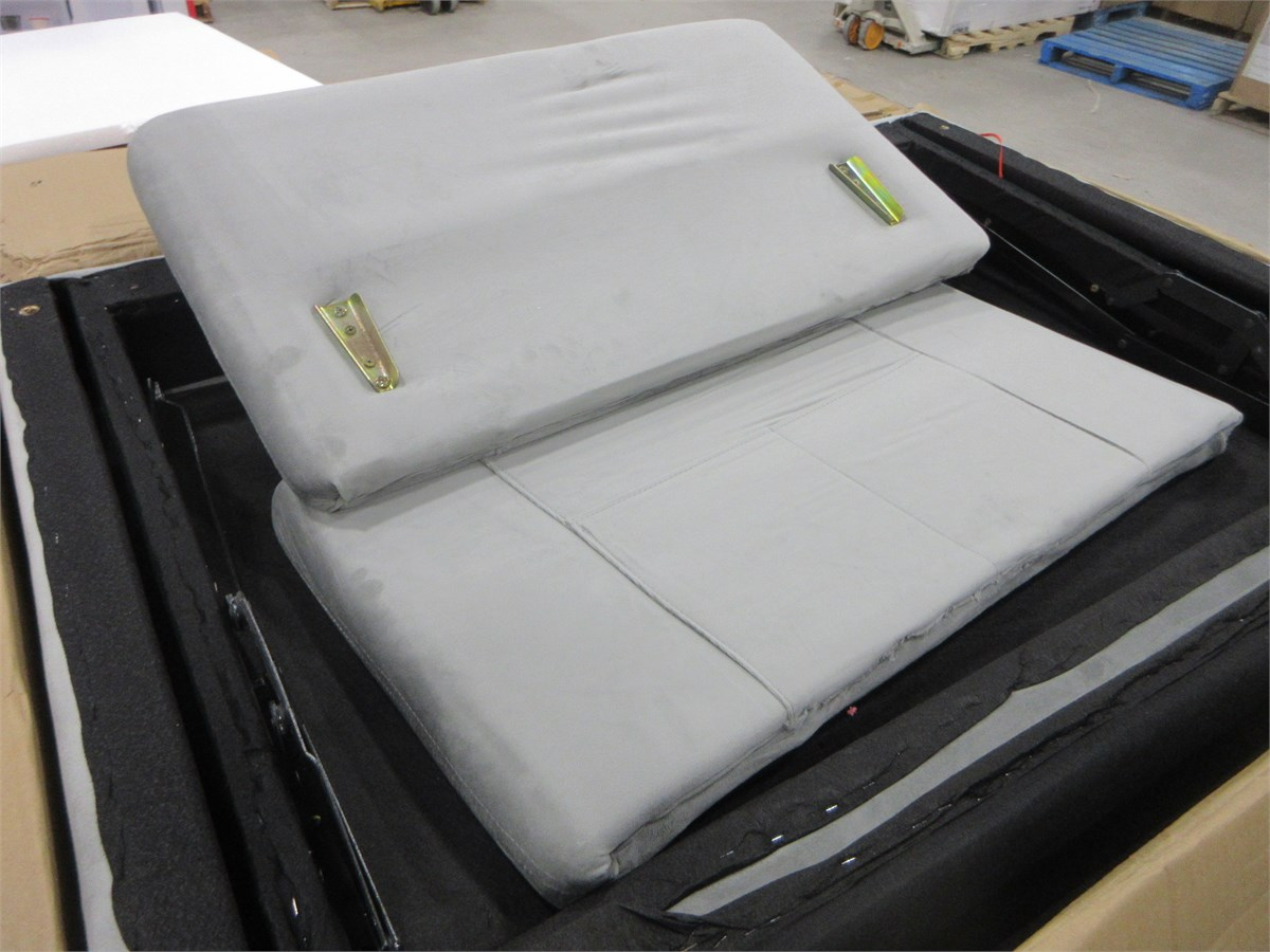 Bran New Grey Velvet Futon Sofa Bed - photo 3
