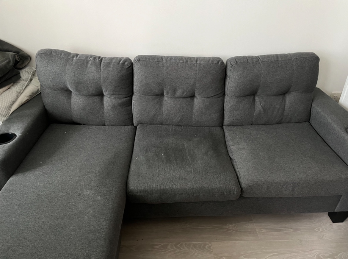 Grey couch - photo 2