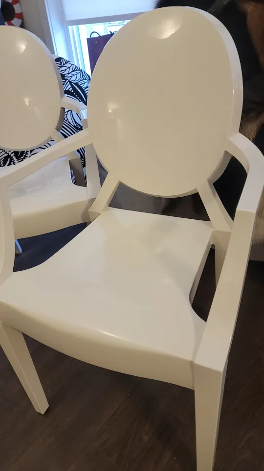 Pair of Kartell Masters White Ghost Chairs image indicator(4)