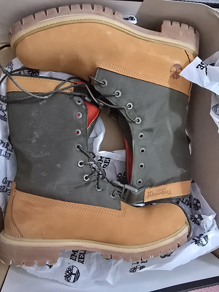 Timberland Limited Release 6in Premium Boots - Size 10.5 - photo 2