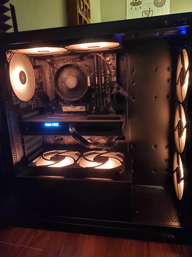 High preformance 1440p Gaming PC image indicator(2)