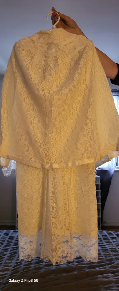 Vintage Cream Christening Outfit image indicator(5)