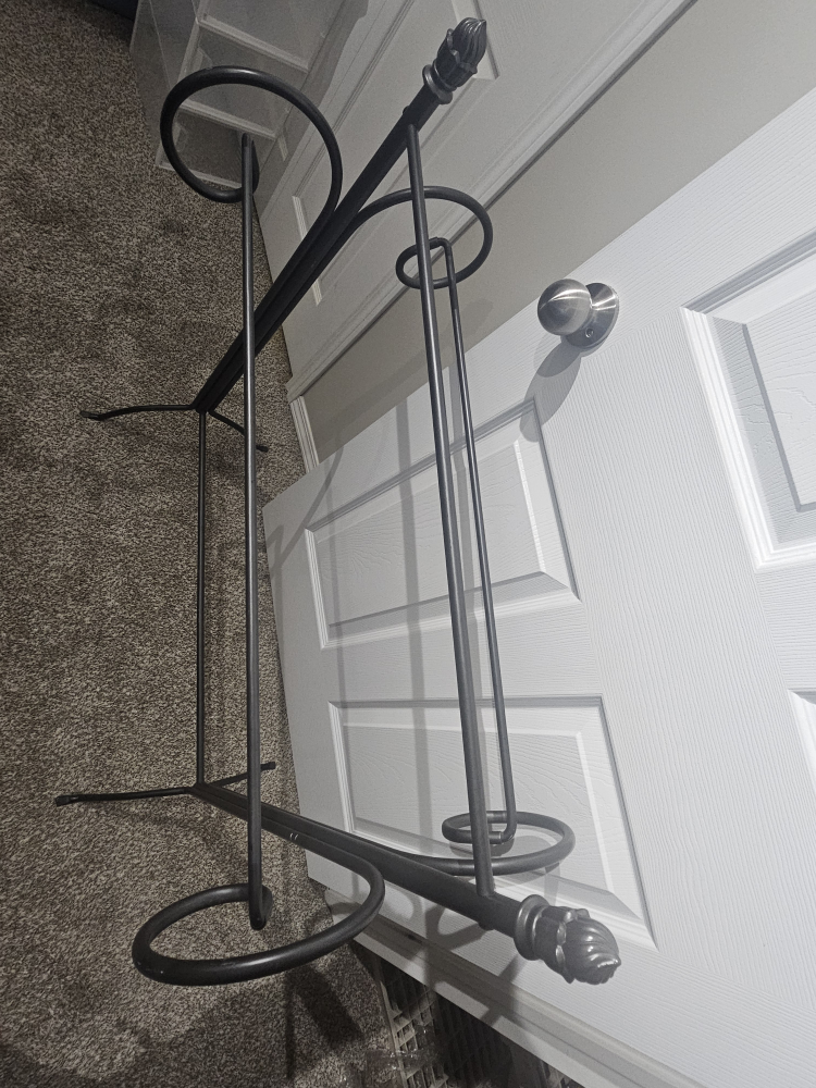 Black Metal blanket Rack