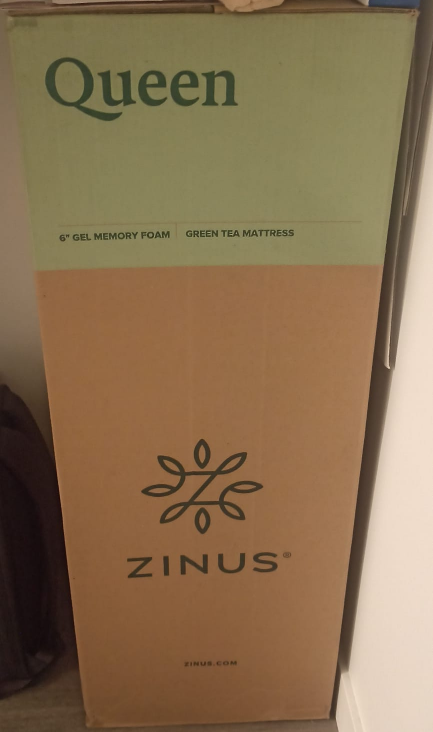 Queen Size Zinus Green Tea Memory Foam Mattress