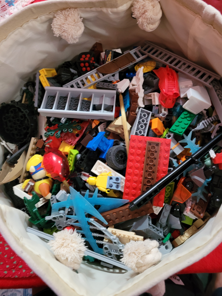 Large LEGO Lot - Bulk Bricks, Minifigures, and Pieces - photo 2