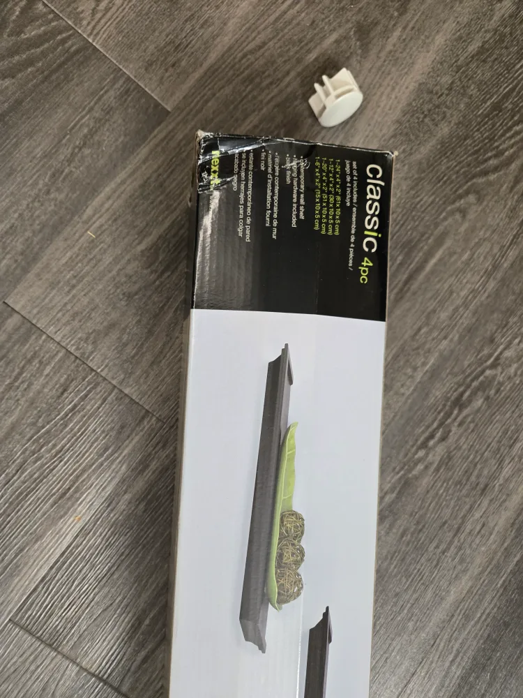 Classic 4pc Floating Shelves - Brand New in Box image indicator(2)