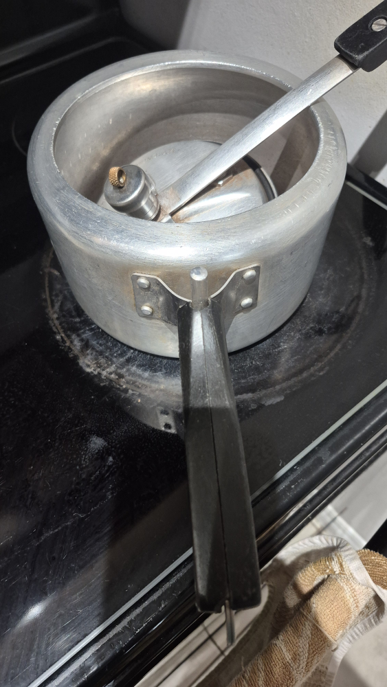 Diamond Pressure Cooker