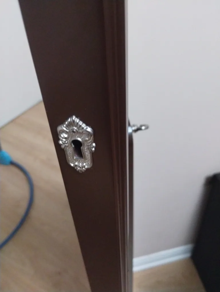 Full-Length Mirrored Jewellery Armoire image indicator(5)