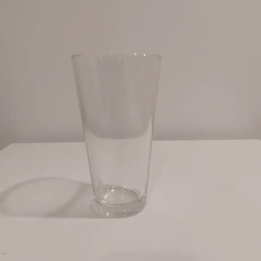 12 Clear Glass Tumblers image indicator(3)