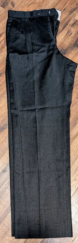 Mens dress pants ×5 (Sz 31 to 36) image indicator(3)