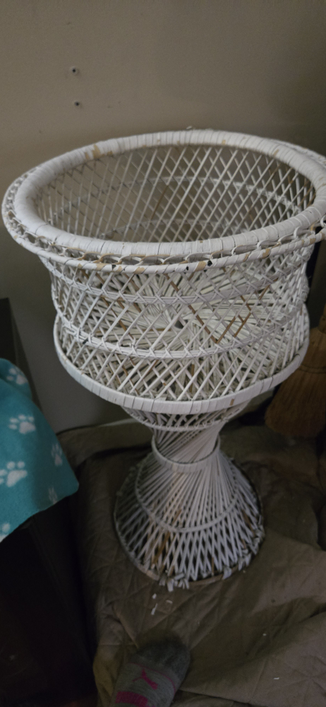Vintage White Wicker Plant Stand - photo 2