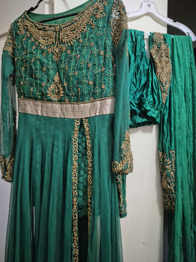 Gorgeous Embellished South Asian Salwar Kameez Set (Teal & Blue) - photo 2