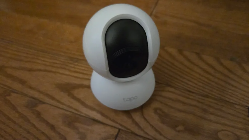 MOVING SALE Tapo Smart Home Security Camera thumbnail