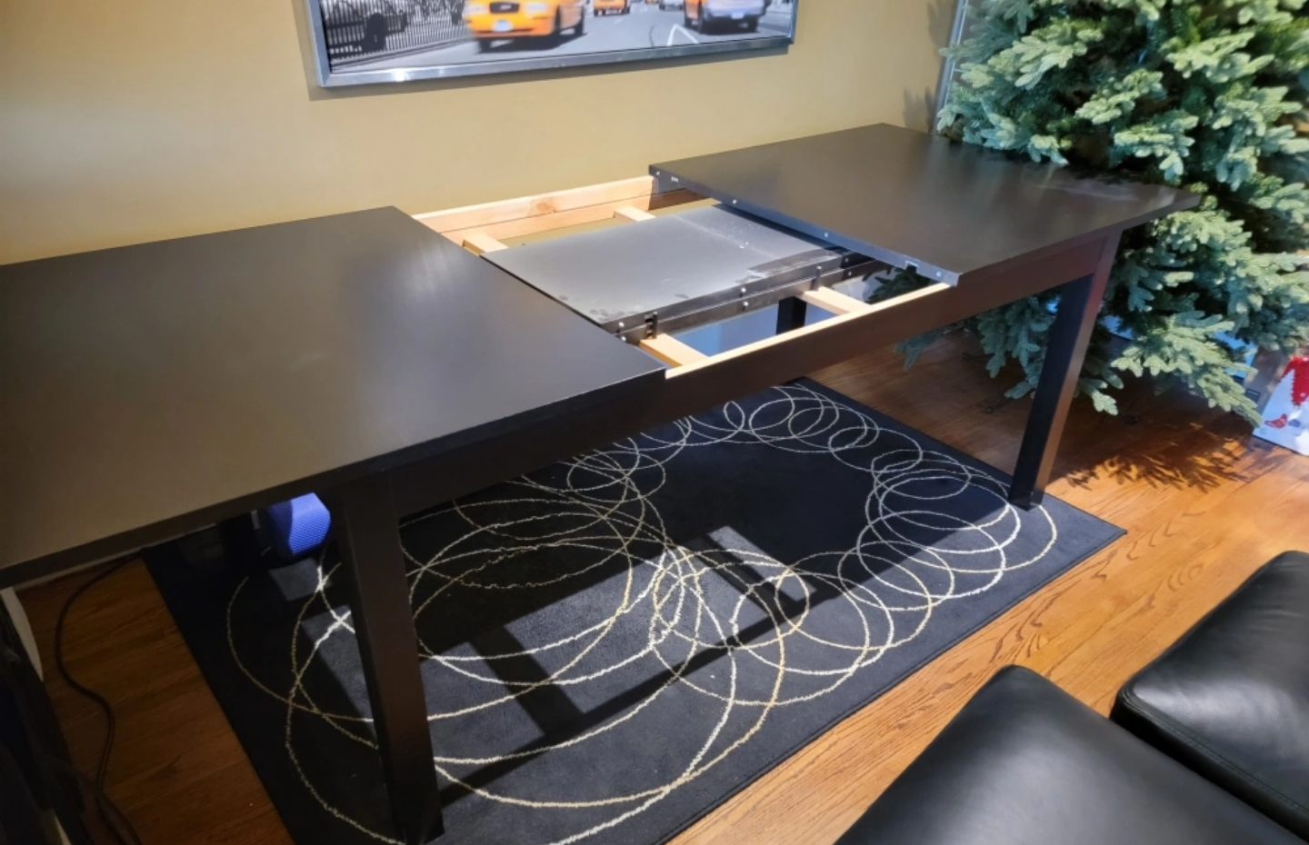 Extendable Dining Table - photo 4