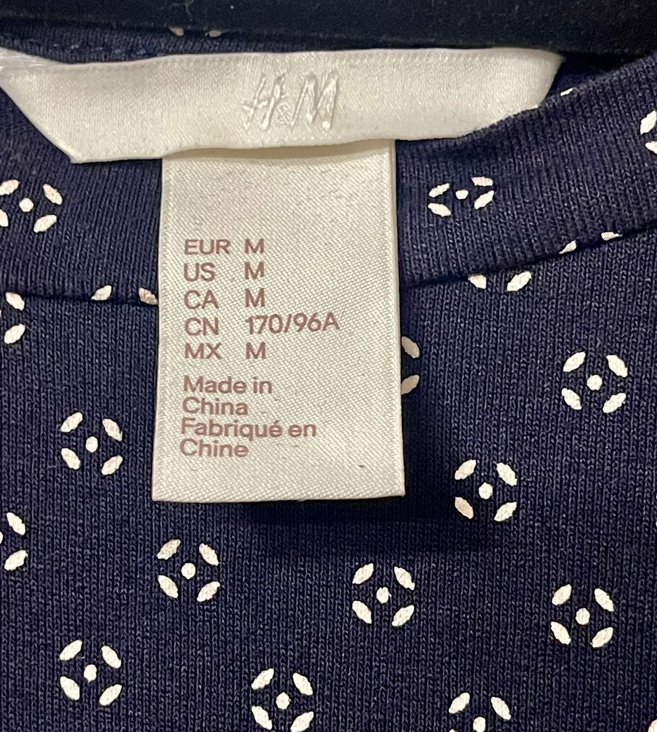 H&M Floral Print Long Sleeve Top image indicator(3)