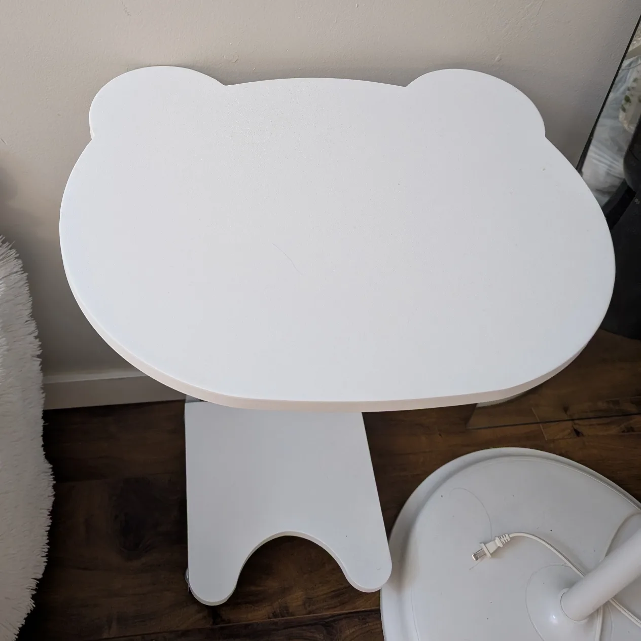 🐻 Side Table mobile wheel C shaped end table image indicator(2)